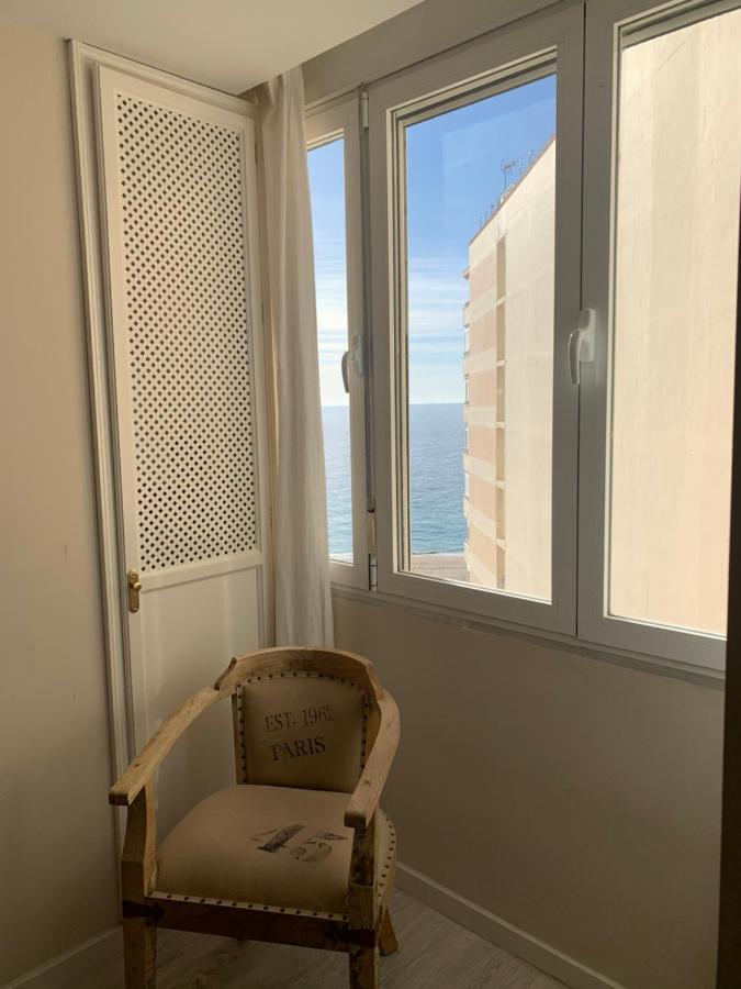 Hidden Gem Playa Helios Con Ascensor & Parking Apartment Cadiz Bagian luar foto